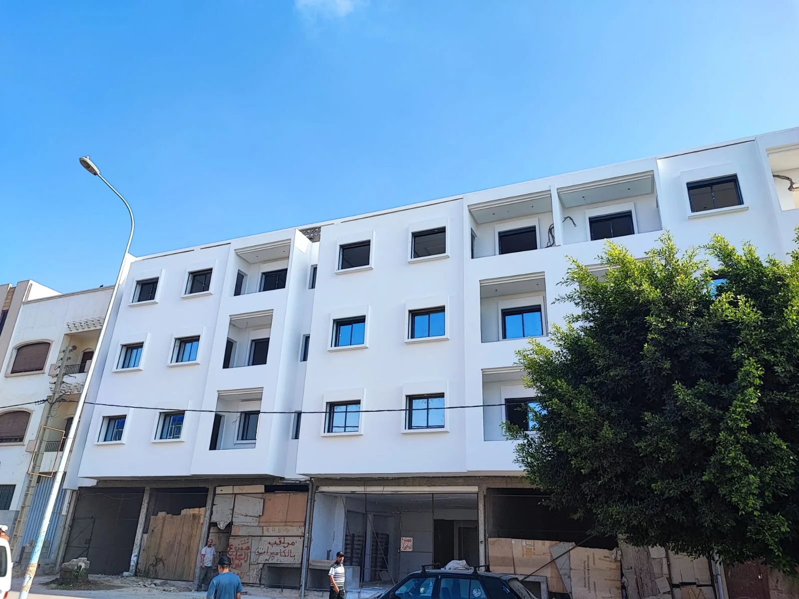 Façade réalisée et intégrée au tissu urbain.